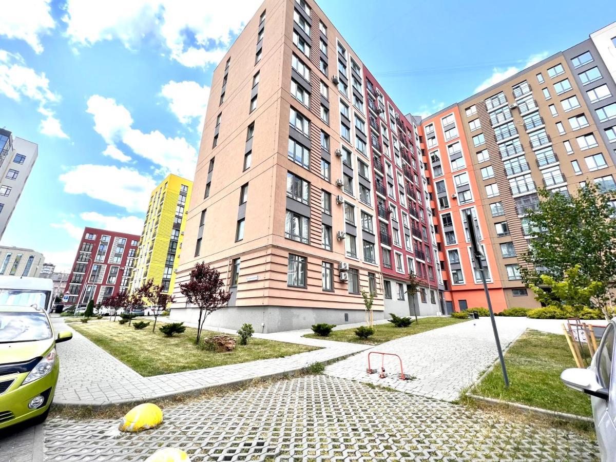 Osapart Cozy Apartment In A Complex Semycvit Liov Exterior foto
