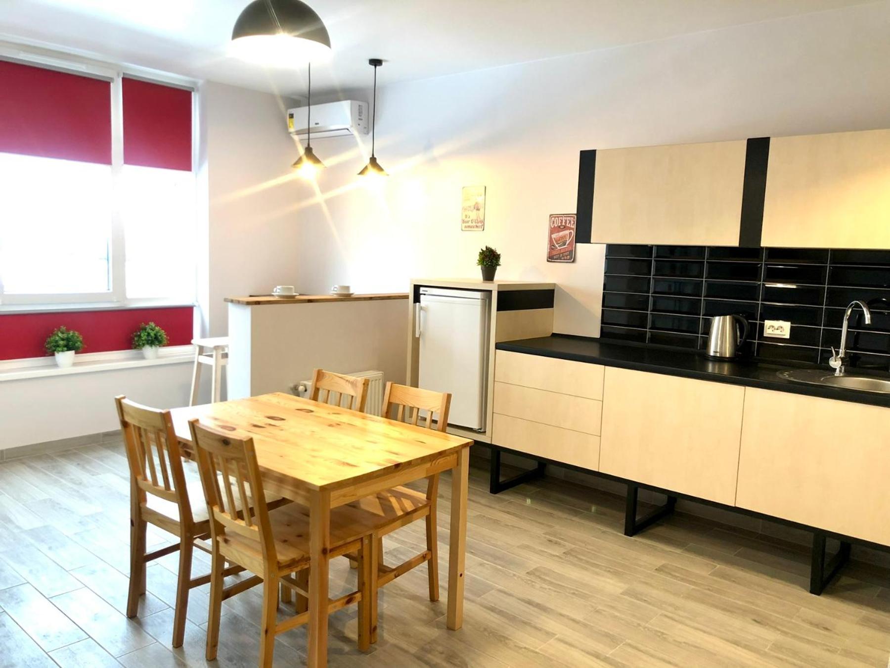 Osapart Cozy Apartment In A Complex Semycvit Liov Exterior foto
